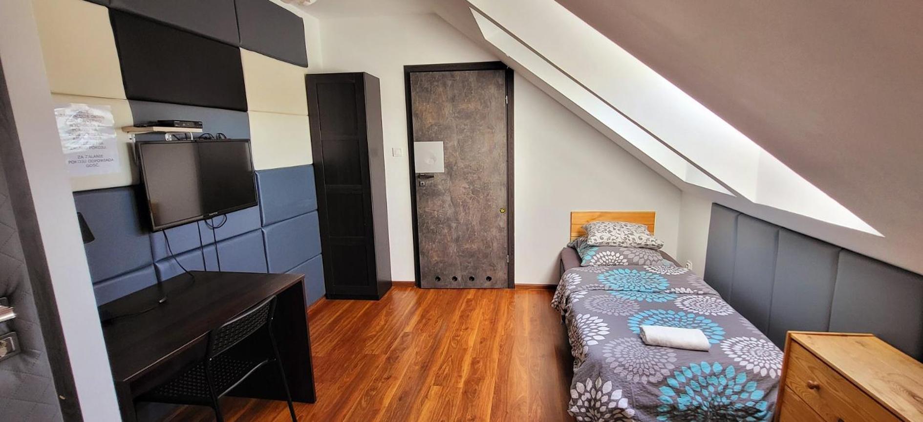 M Hostel Гливице Екстериор снимка