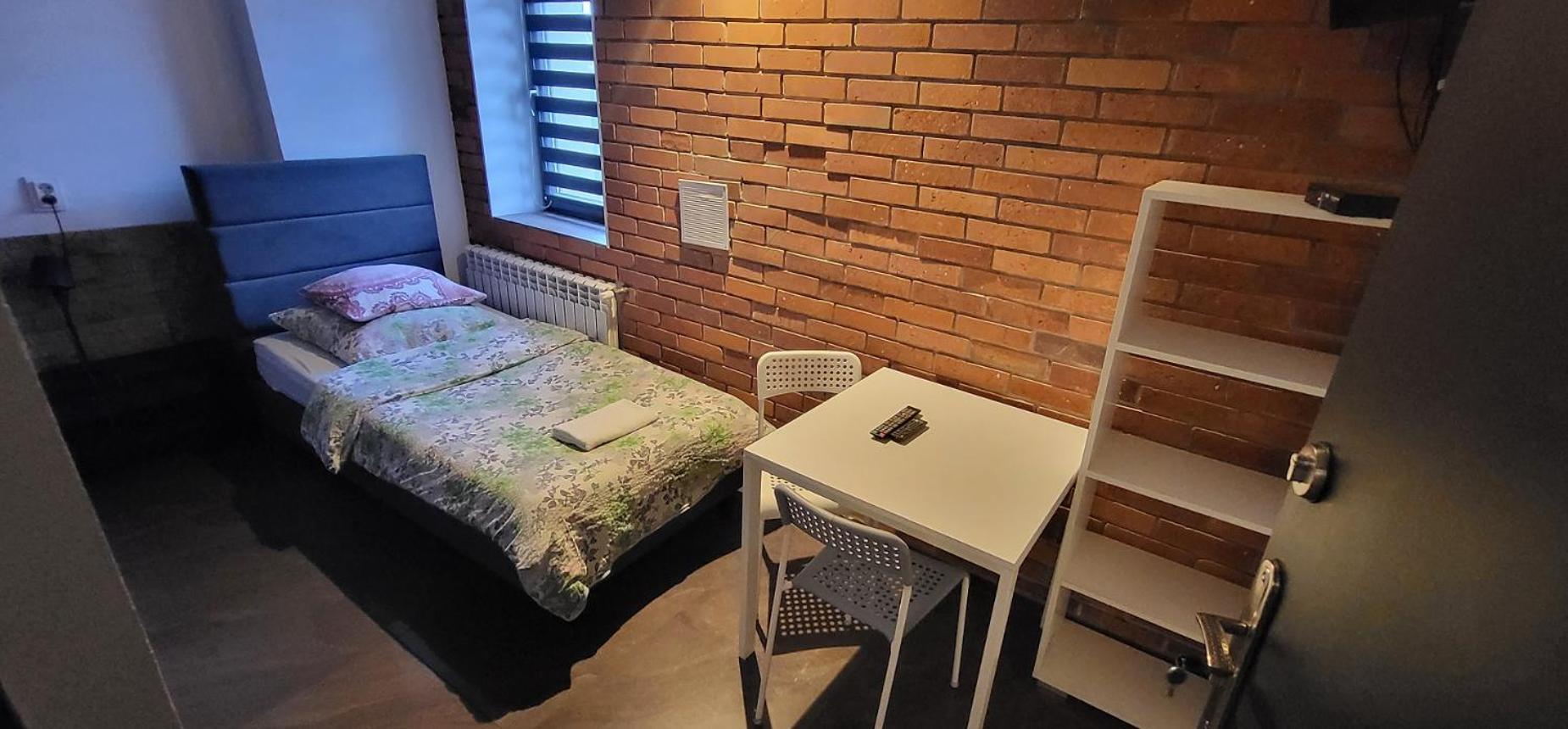 M Hostel Гливице Екстериор снимка