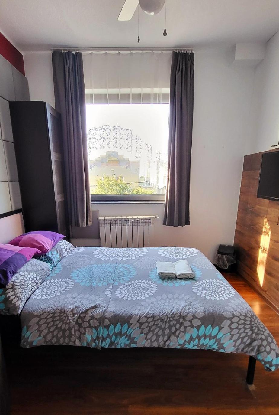 M Hostel Гливице Екстериор снимка