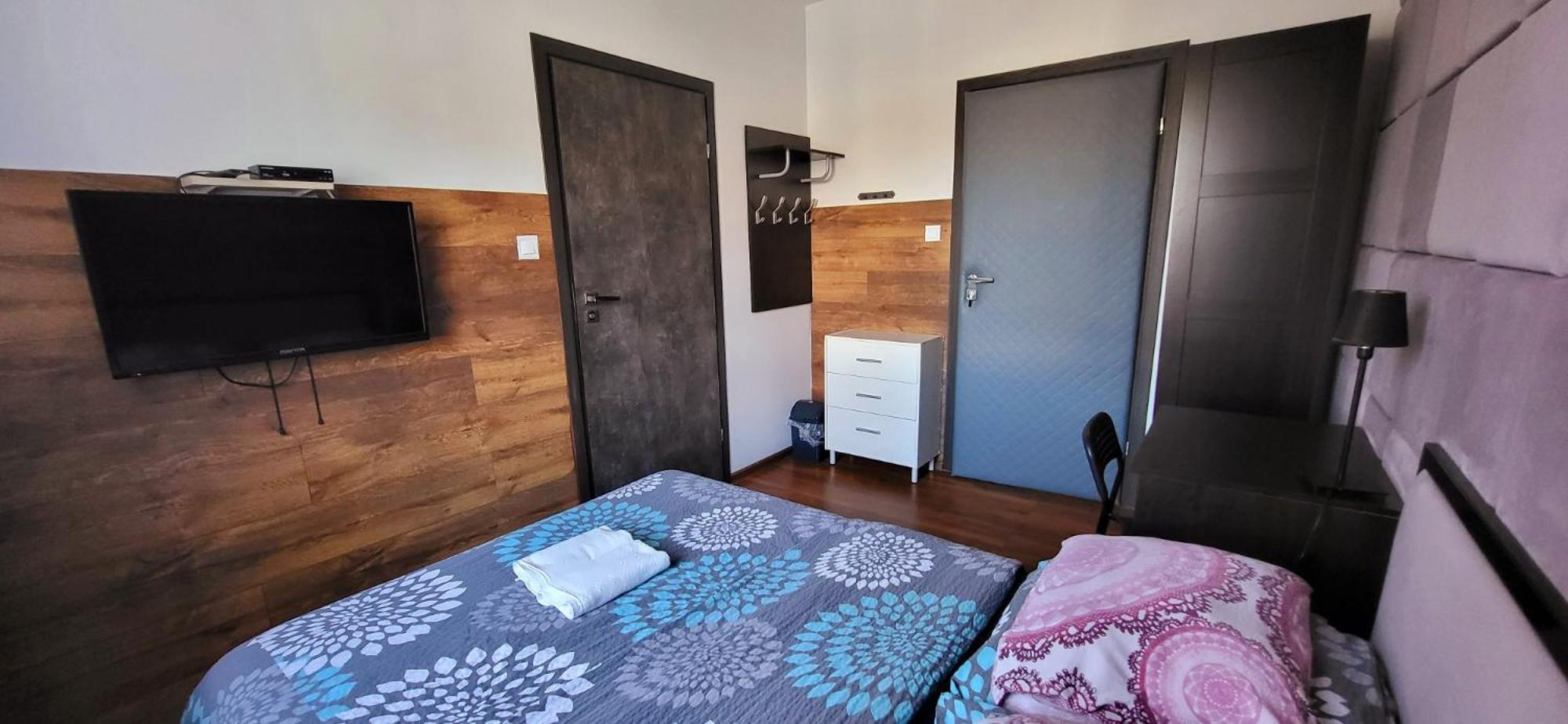 M Hostel Гливице Екстериор снимка